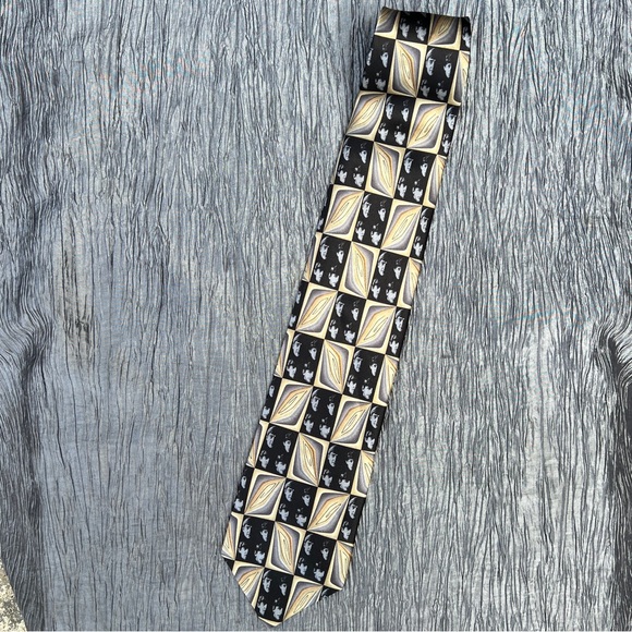 Vtg 1990s? Apple Corps Beatles themed 100% silk neck tie With The Beatles